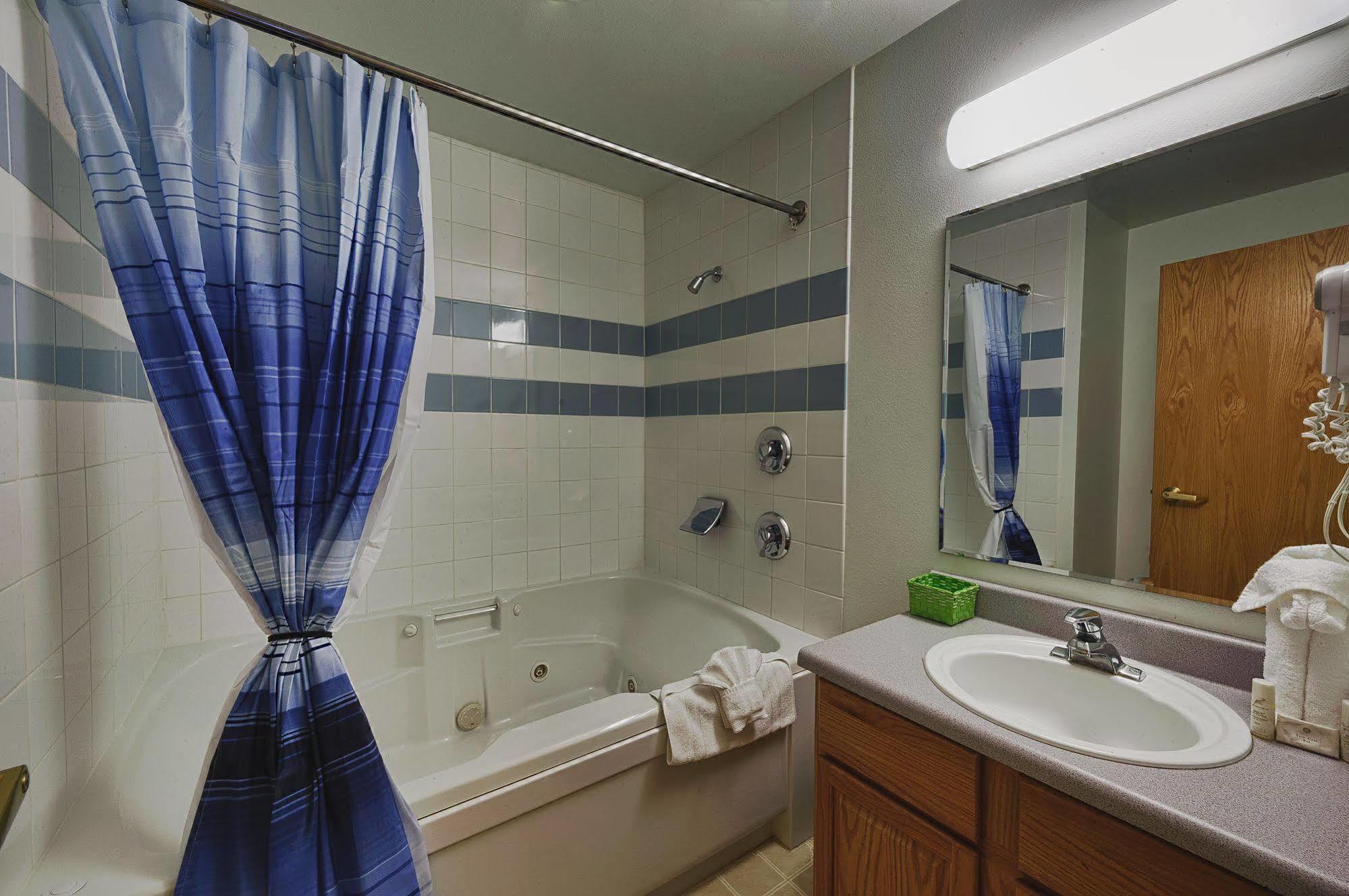 Frontier Suites Hotel In Juneau Dış mekan fotoğraf